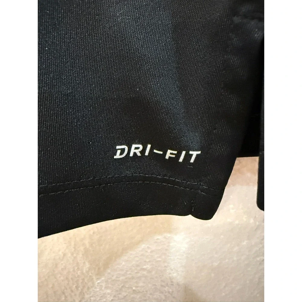 Women's Nike Running Dri Fit Size M Black‎ Long Sleeve Crop Top Cropped Length